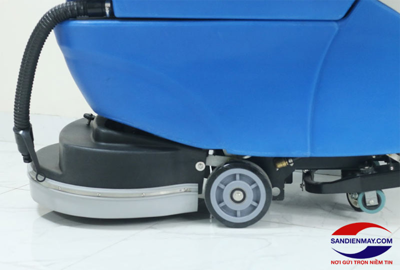 Bánh xe di chuyển của máy chà sàn liên hợp Supper Clean